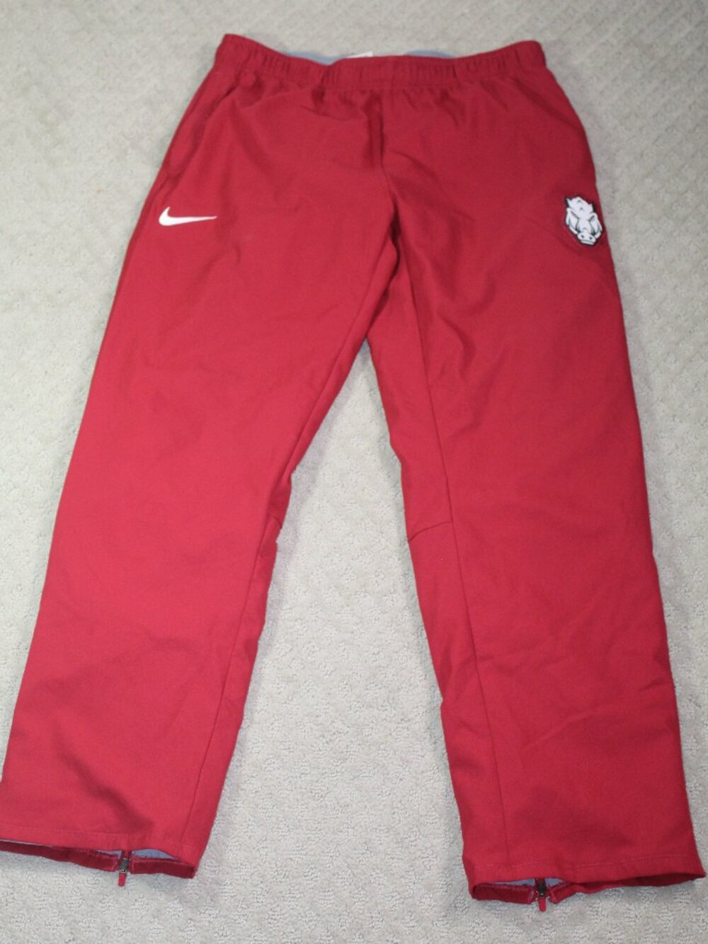 Nike Dri-Fit Size M Red Razorback Patch Track Pants